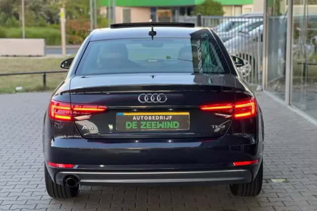 Audi A4 (2017) thumbnail 3
