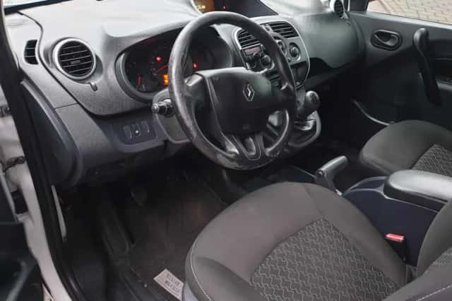Renault Kangoo Express (2013) thumbnail 2