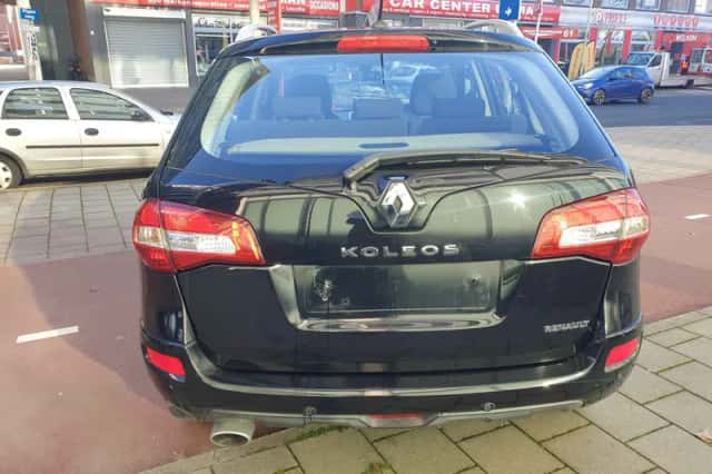 Renault Koleos (2009) thumbnail 4