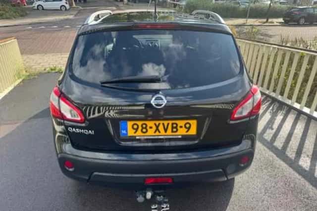 Nissan Qashqai (2012) thumbnail 4