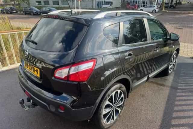 Nissan Qashqai (2012) thumbnail 5