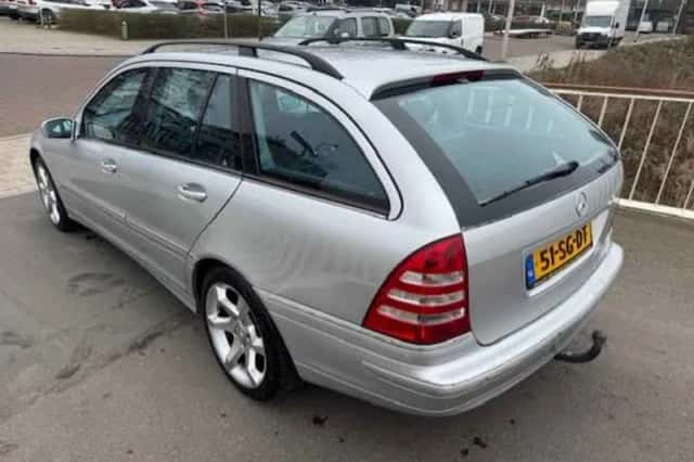 Mercedes-Benz C-Klasse (2006) thumbnail 3