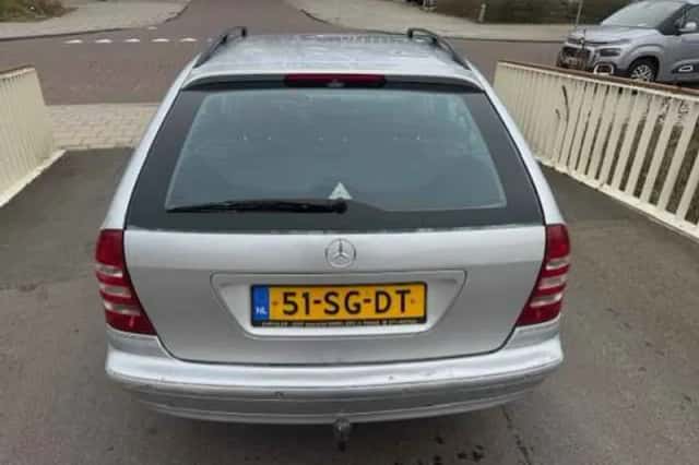 Mercedes-Benz C-Klasse (2006) thumbnail 4