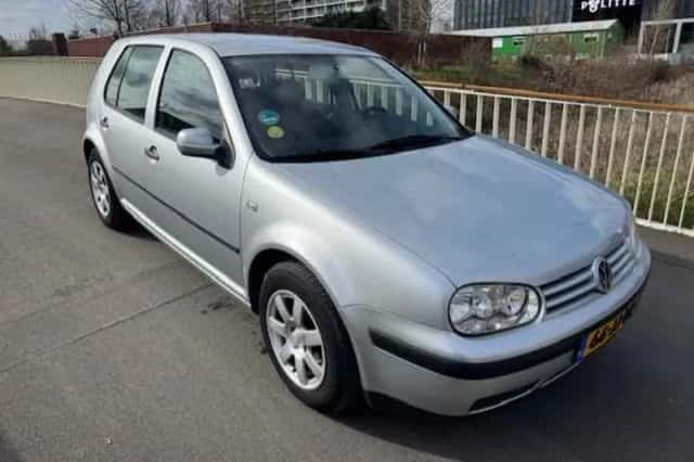 Volkswagen Golf (2002) thumbnail 6