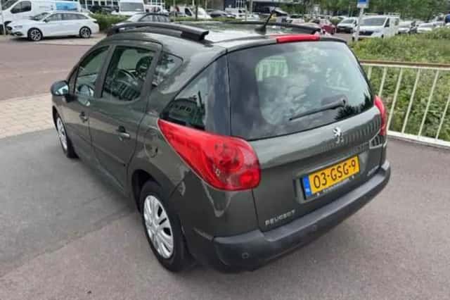 Peugeot 207 (2008) thumbnail 3