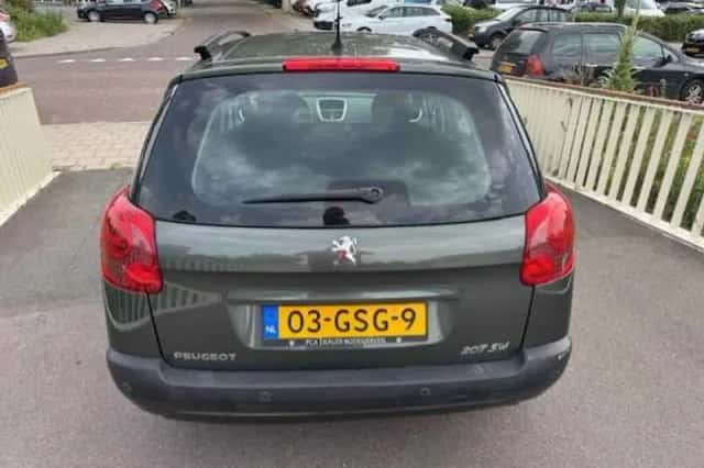 Peugeot 207 (2008) thumbnail 4
