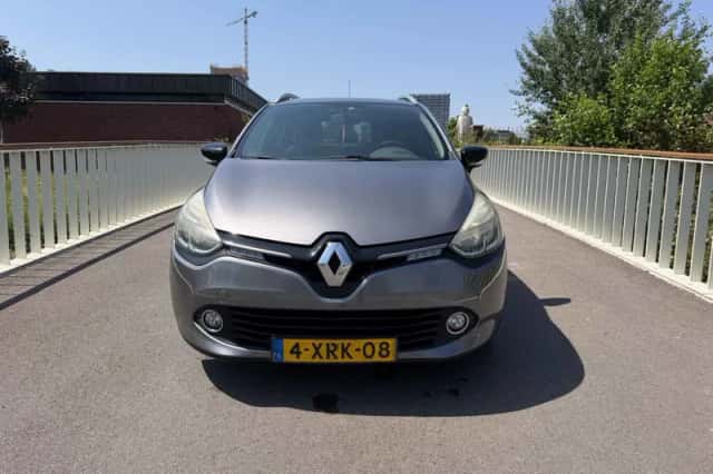 Renault Clio (2014) thumbnail 3