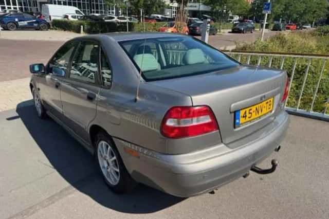 Volvo S40 (2004) thumbnail 3