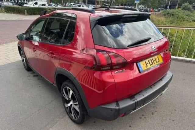Peugeot 2008 (2017) thumbnail 3