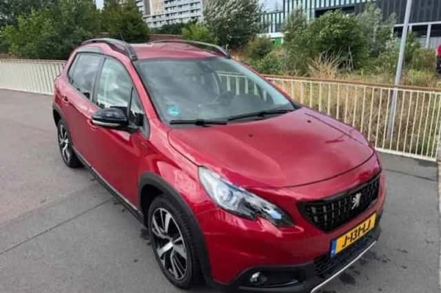 Peugeot 2008 (2017) thumbnail 6