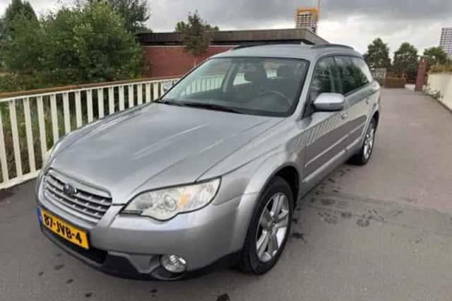 Subaru Outback (2009) thumbnail 1