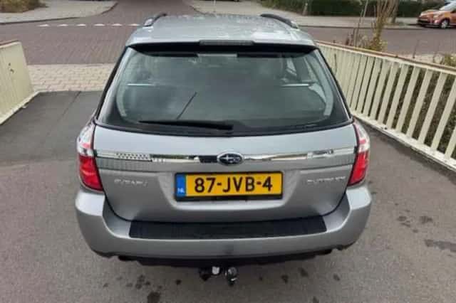 Subaru Outback (2009) thumbnail 4