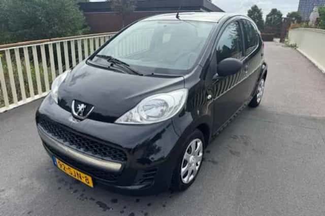 Peugeot 107 (2011) thumbnail 1