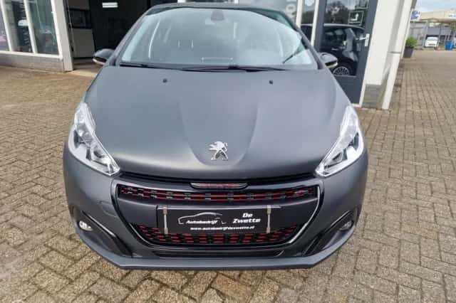 Peugeot 208 (2017) thumbnail 5