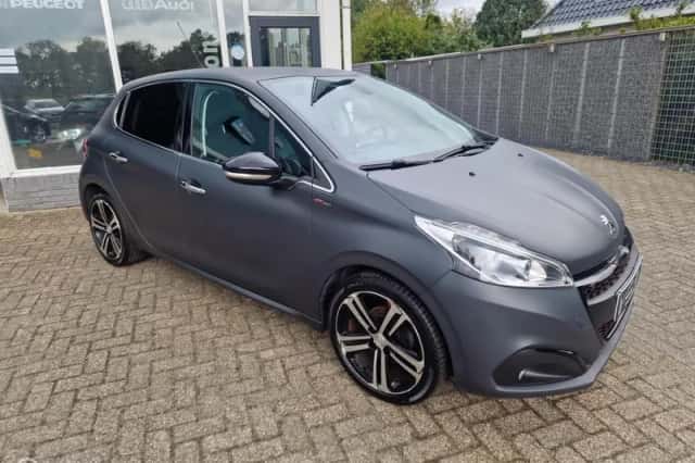 Peugeot 208 (2017) thumbnail 6