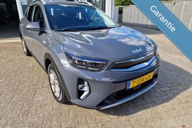 Kia Stonic (2023) thumbnail 6