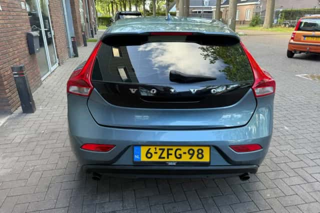 Volvo V40 (2013) thumbnail 5