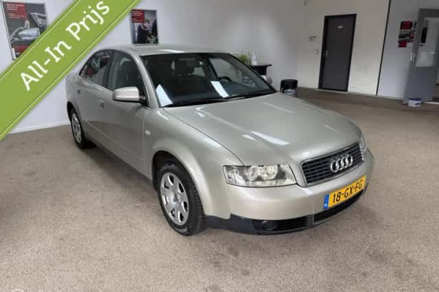 Audi A4 (2001) thumbnail 3