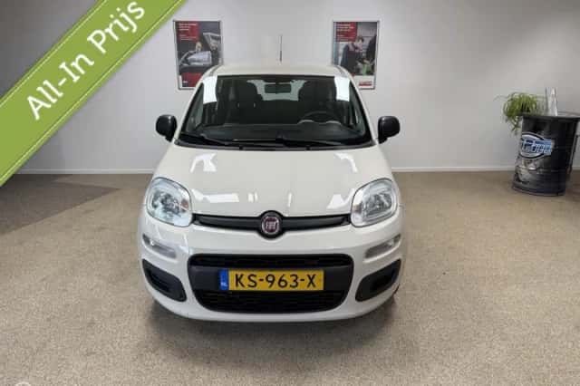 Fiat Panda (2016) thumbnail 2