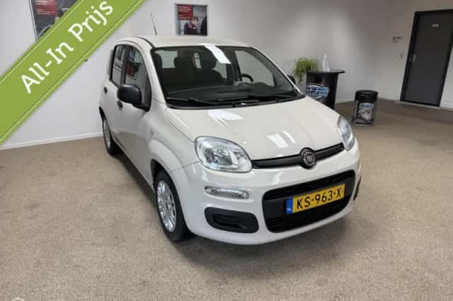 Fiat Panda (2016) thumbnail 3