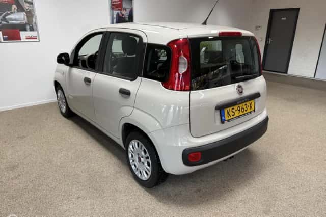 Fiat Panda (2016) thumbnail 6