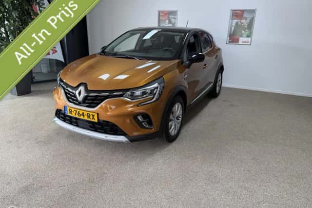 Renault Captur (2022) thumbnail 1