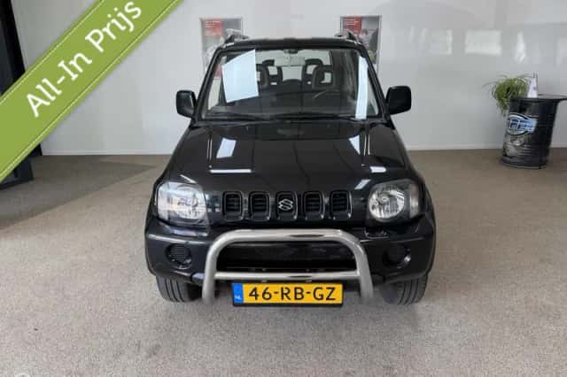 Suzuki Jimny (2005) thumbnail 2