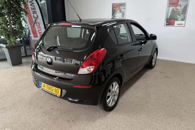 Hyundai i20 (2014) thumbnail 4