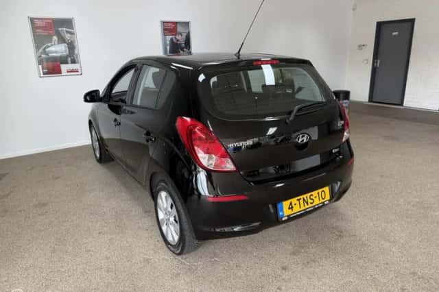 Hyundai i20 (2014) thumbnail 5