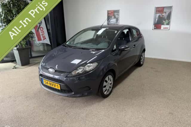 Ford Fiesta (2010) thumbnail 1