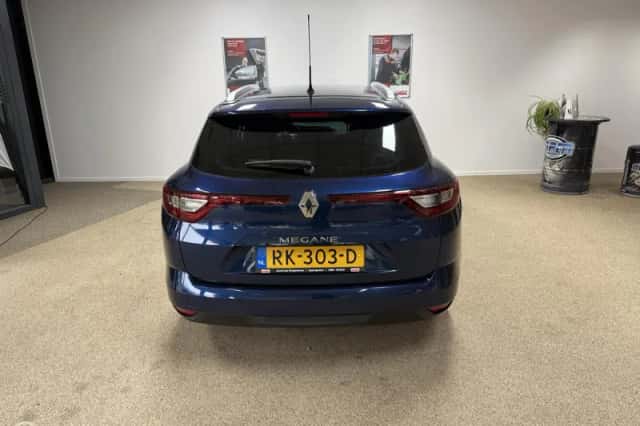 Renault Mégane (2017) thumbnail 5