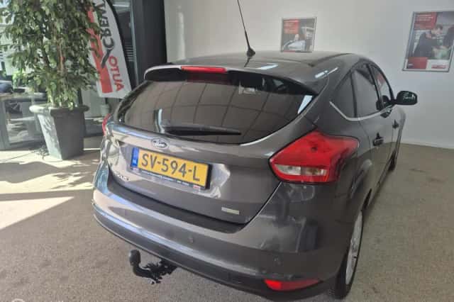 Ford Focus (2016) thumbnail 4