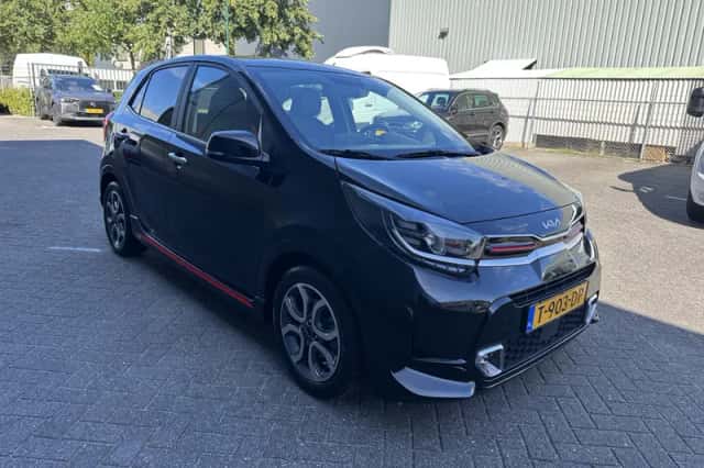 Kia Picanto (2023) thumbnail 5