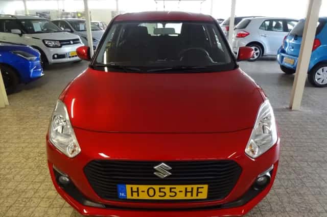 Suzuki Swift (2020) thumbnail 6