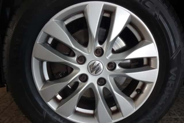 Suzuki SX4 (2012) thumbnail 5