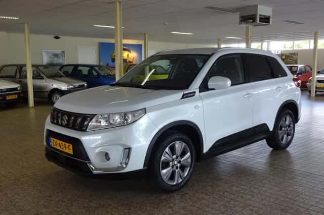 Suzuki Vitara (2019) thumbnail 1