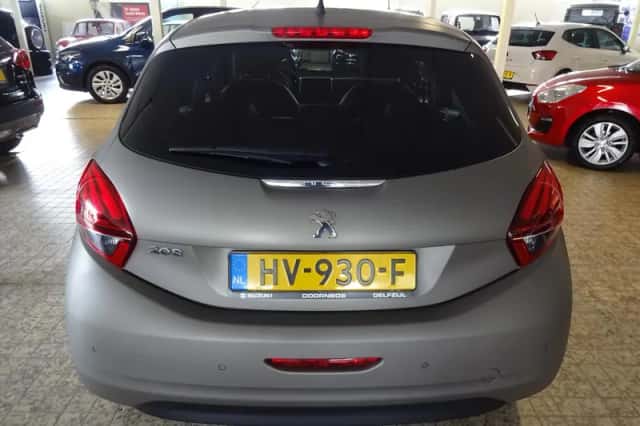 Peugeot 208 (2016) thumbnail 2