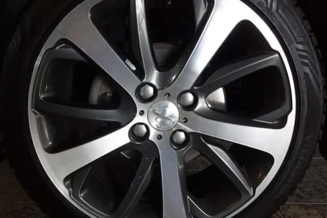 Peugeot 208 (2016) thumbnail 5