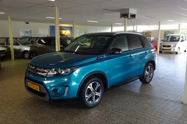 Suzuki Vitara (2015) thumbnail 1