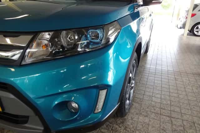 Suzuki Vitara (2015) thumbnail 6