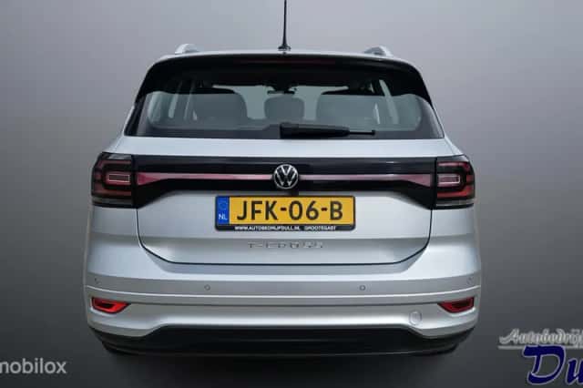 Volkswagen T-Cross (2023) thumbnail 6