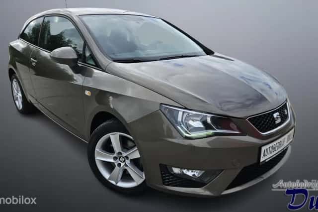 SEAT Ibiza (2016) thumbnail 1