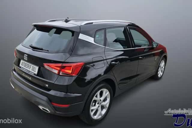 SEAT Arona (2025) thumbnail 5