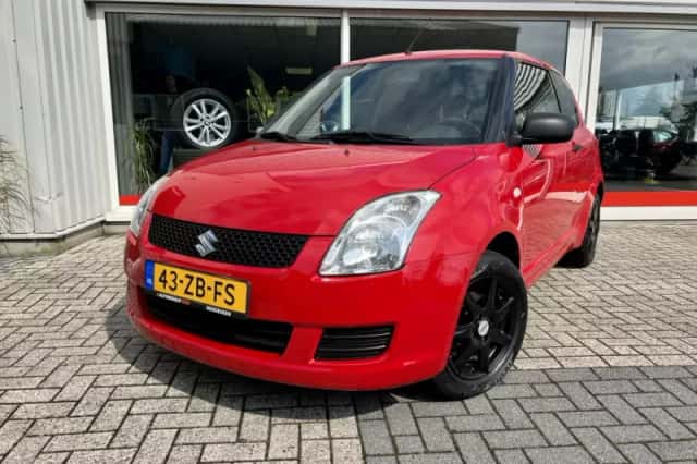 Suzuki Swift (2008) thumbnail 1