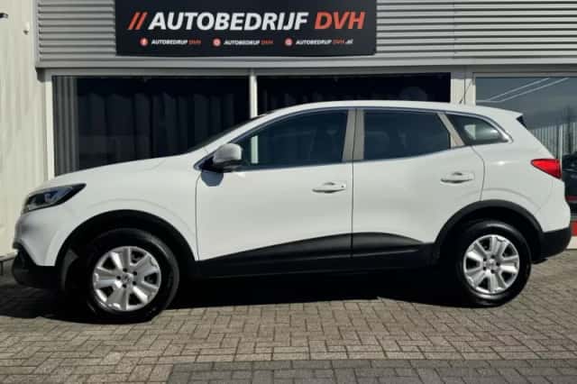 Renault Kadjar (2018) thumbnail 2