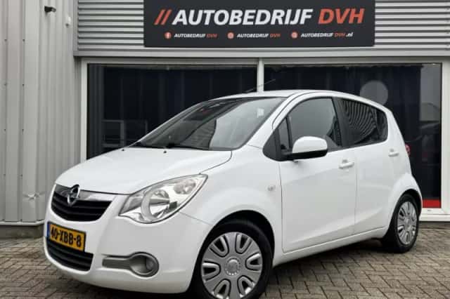 Opel Agila (2012) thumbnail 1