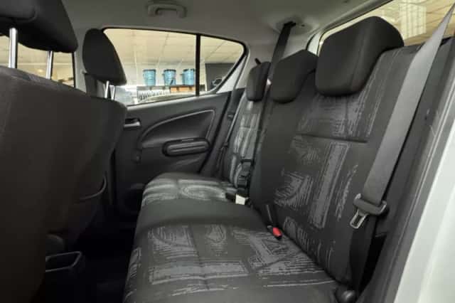 Opel Agila (2012) thumbnail 6
