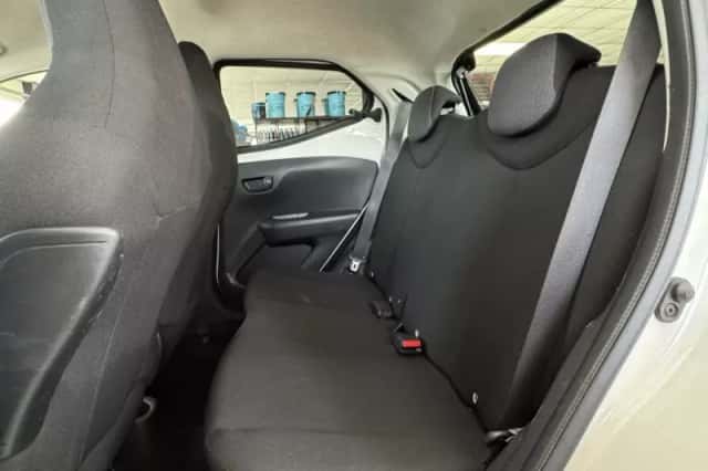 Toyota Aygo (2019) thumbnail 6