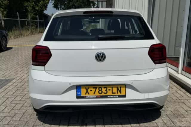 Volkswagen Polo (2018) thumbnail 3