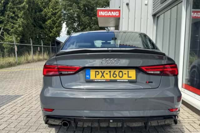 Audi A3 (2017) thumbnail 3